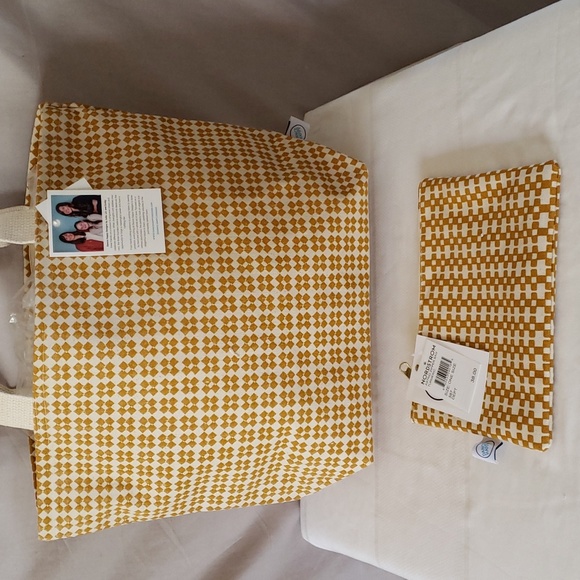 NEW Happy Dance Limited Edition Giada Wide Tote - Picture 6 of 11